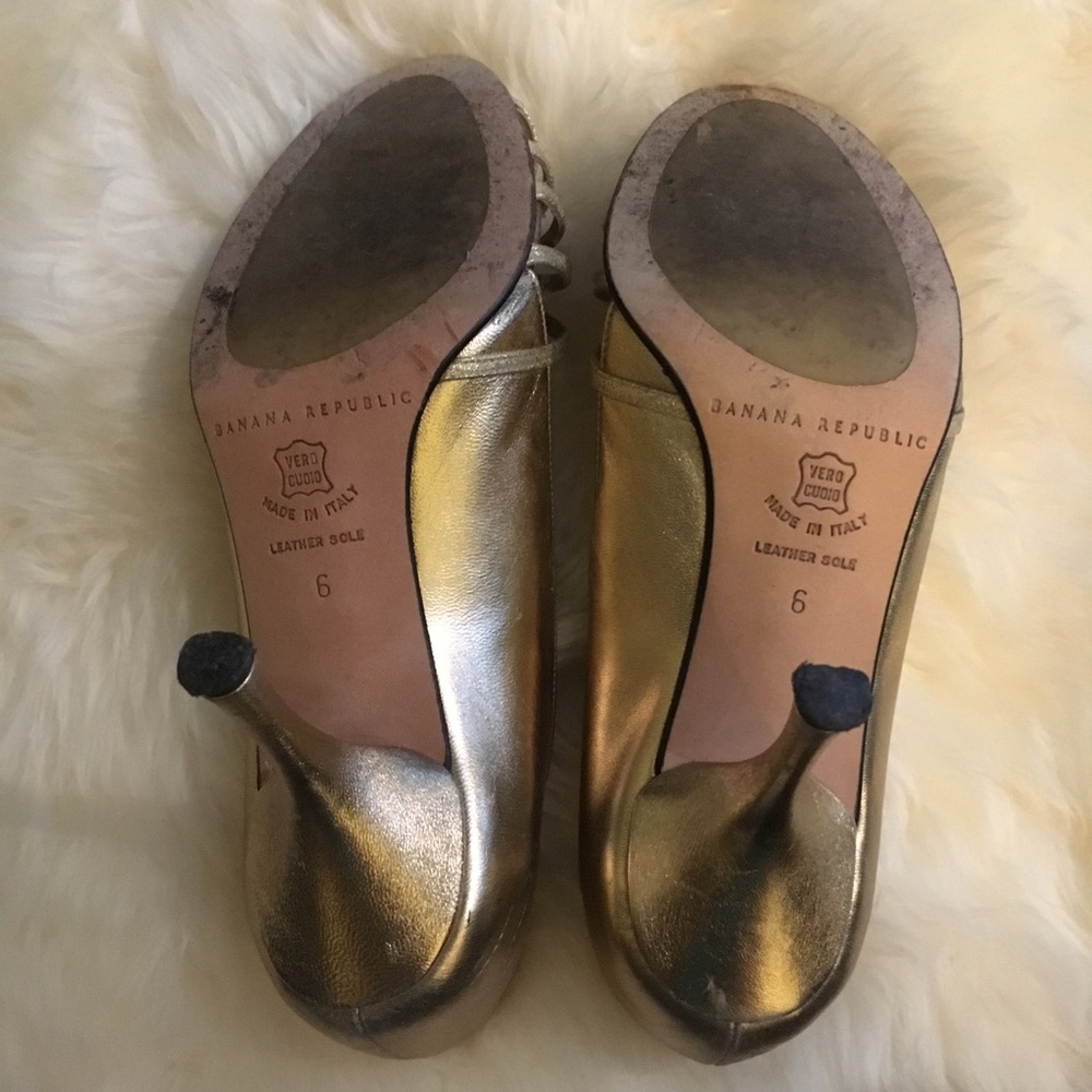 Gold Banana Republic Heels - Picture 5 of 6